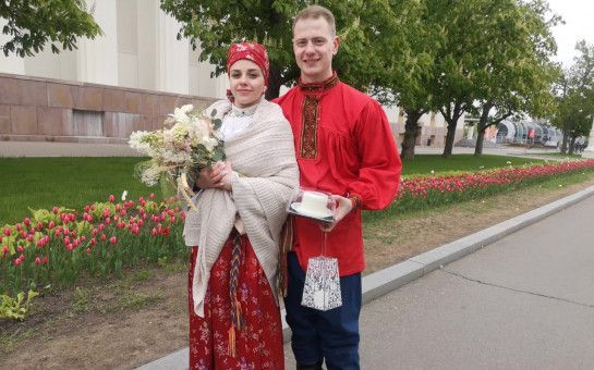 151 пара одновременно зарегистрировала брак на первом в России свадебном фестивале