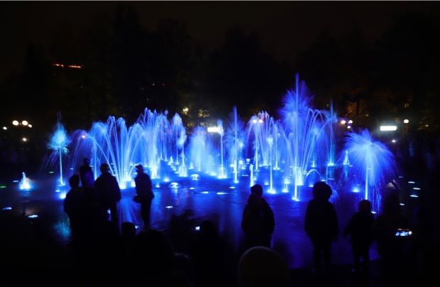 Светомузыкальный фонтан откроют в Центральном парке