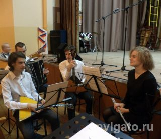 Что-то слышится родное