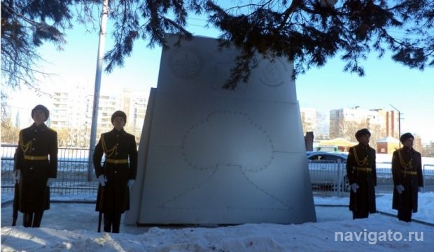 Люди сильнее атома