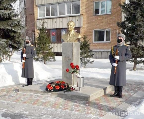 32 года назад...