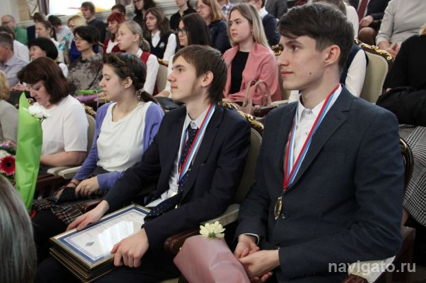 Чемпионы школьных олимпиад