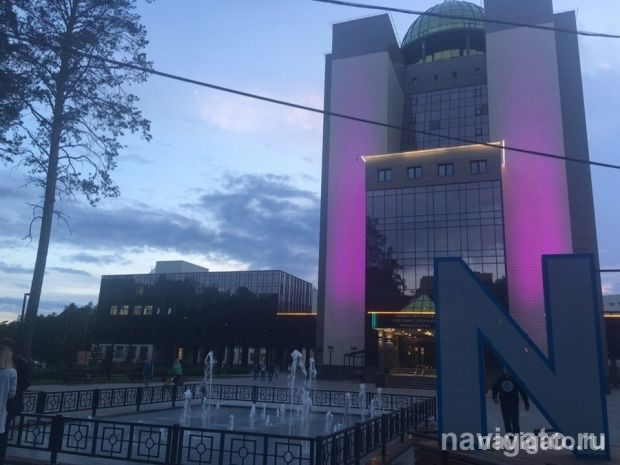 Домом управляет «Командор»