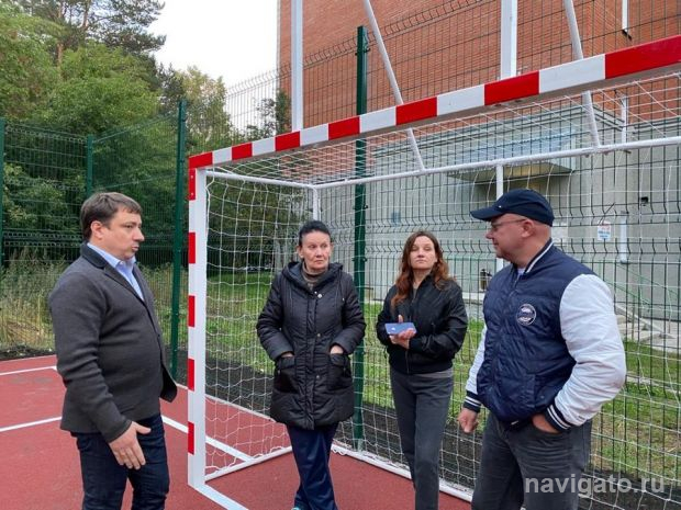 На Зелёной Горке открывают спортплощадку
