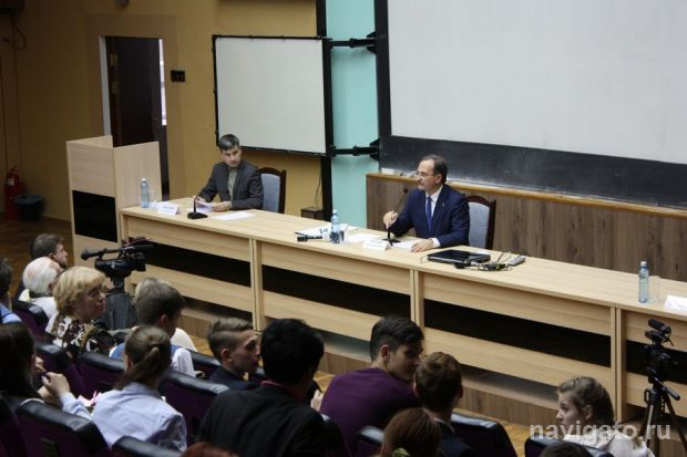 Научные лекции для школьников и студентов