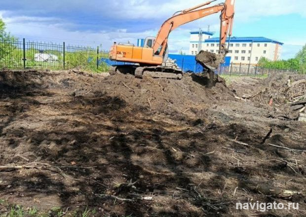 Отказался от футбольного поля