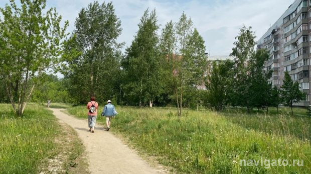 Половинчатый сквер