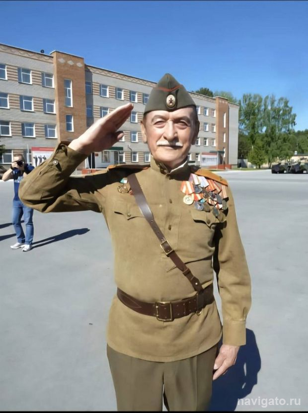 Поздравили именитого ветерана