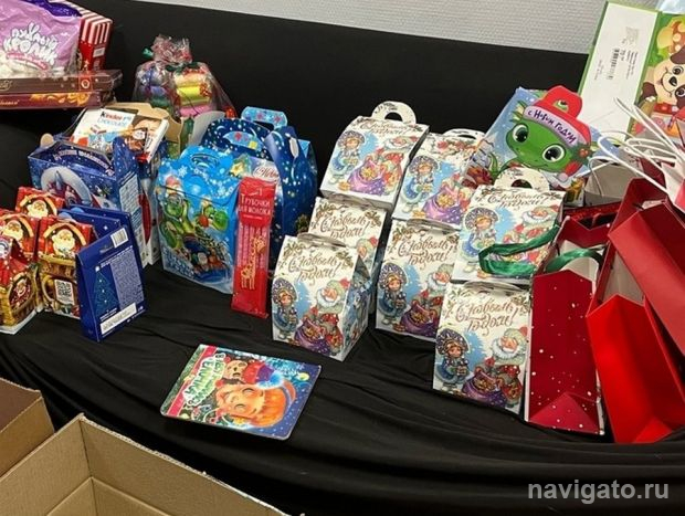 Поздравляли ребятишек