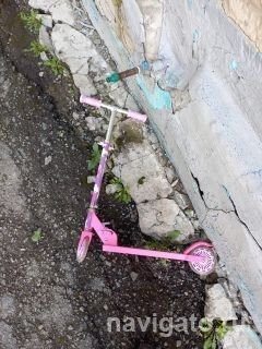 Разбилась на самокате
