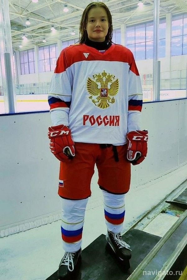 Среди сильнейших хоккеисток