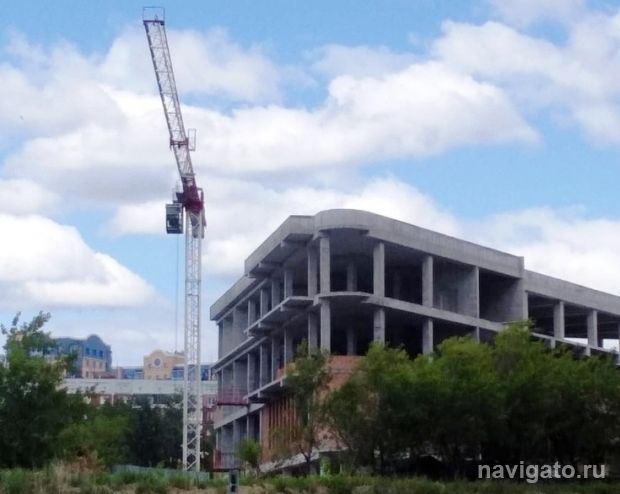 Стройка на Российской