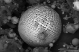 Сферическая аэрозольная частица