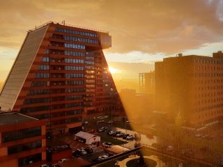 Луч солнца золотого