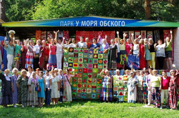 Лучшие квилт-клубы Новосибирска покажут свои одеяла