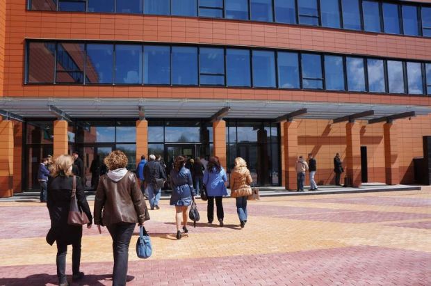 Андрей Жуков рассказал депутатам о перспективах развития Академгородка