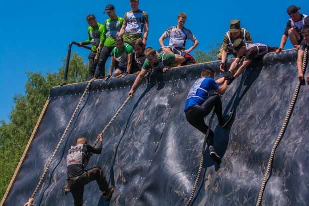 Команда из Института теоретической и прикладной механики проверила себя в «Гонке героев»