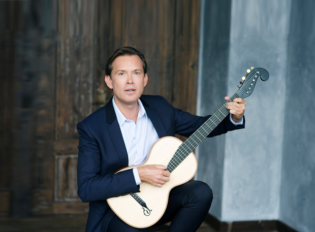 Серебряный голос России Олег Погудин снова выступит в Новосибирске