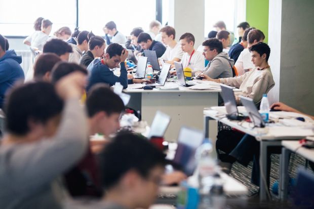 В тройке лидеров: студенты НГУ взяли бронзу на RuCode