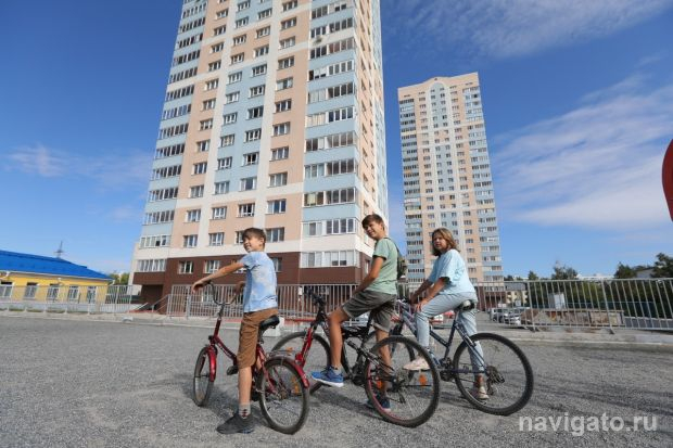 В микрорайоне ОбьГЭС появился свой «усатый нянь»