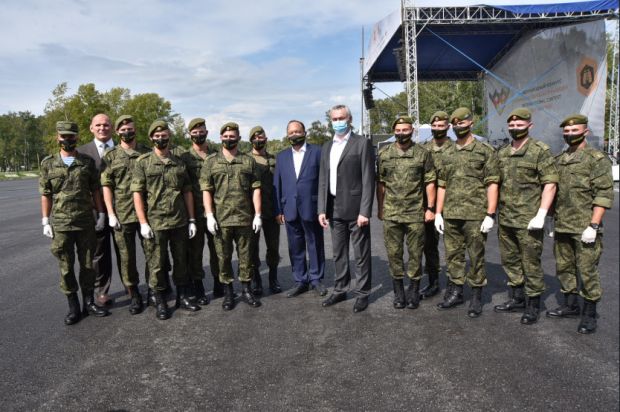 Пусть победит сильнейший: губернатор приветствовал участников армейских игр