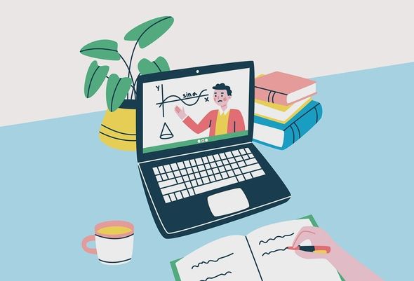 На дистанционное обучение переведены студенты ВКИ НГУ