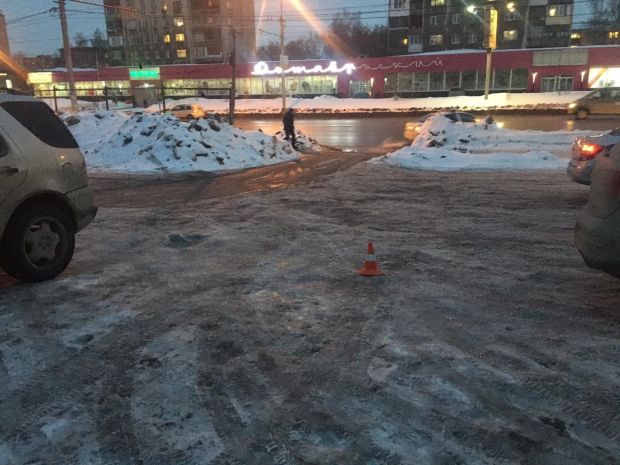 ГИБДД просит помощи в поисках водителя, сбившего мужчину