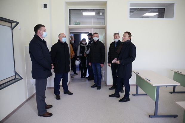 Гимназию № 3 в Академгородке обещают достроить к декабрю 2021 года