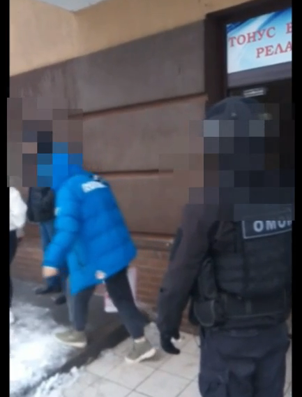 В Новосибирске задержали банду телефонных мошенников