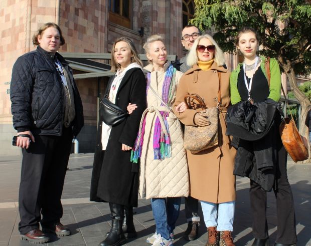 Театр из Советского района выступил в Ереване