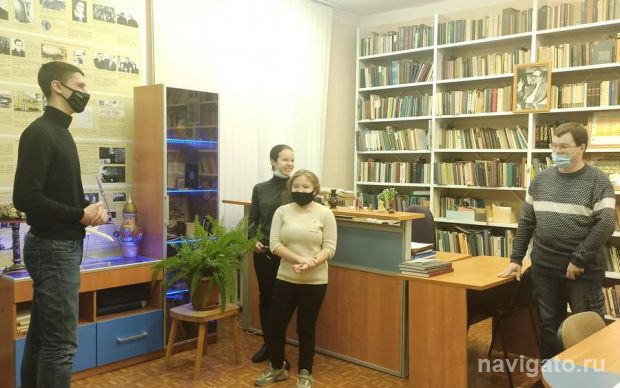 По программе выходного дня – в библиотеку