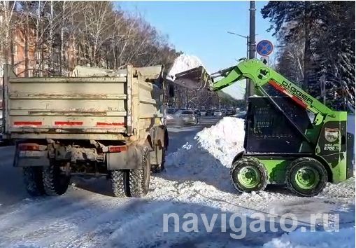Лучше всего дороги от снега чистят в Советском районе