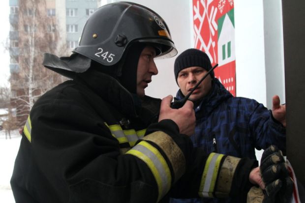 Десятки пожарных съехались к ДК «Приморский» на ОбьГЭС