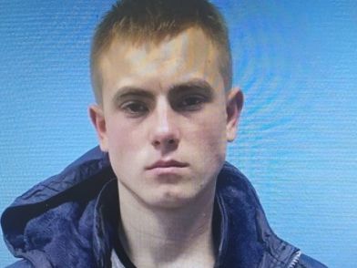 Полиция объявила в розыск 19-летнего парня