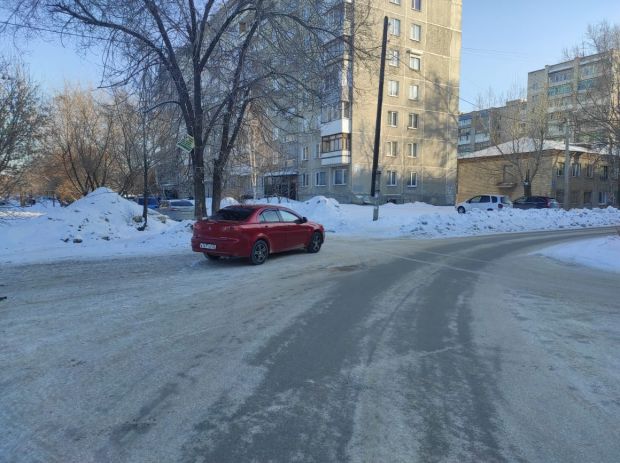 Пьяная девушка-водитель сбила двух девочек на тротуаре