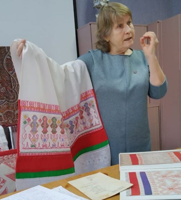 Символы старославянских вышивок расшифровали в Доме ученых СО РАН