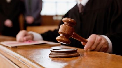 Два года условно получила бывшая сотрудница полиции за поджог чужого авто