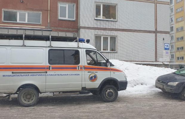 В Советском районе мужчина ранил полицейского