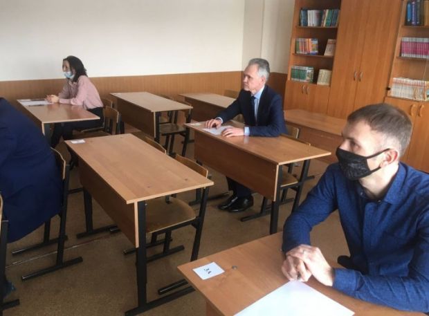 Две тысячи мам и пап напишут ЕГЭ по математике в 2022 году