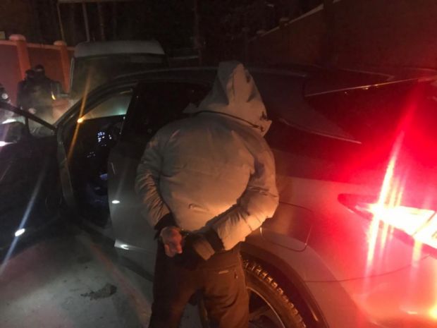 Пьяные новосибирцы попытались угнать чужое авто