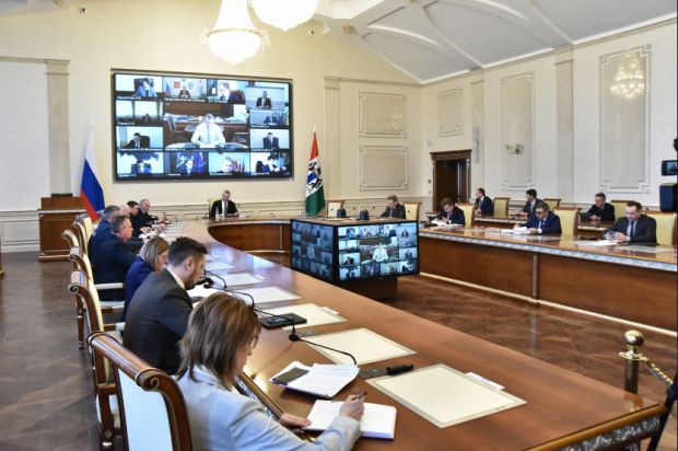 Губернатор потребовал лишить господдержки аграриев, которые выжигают траву