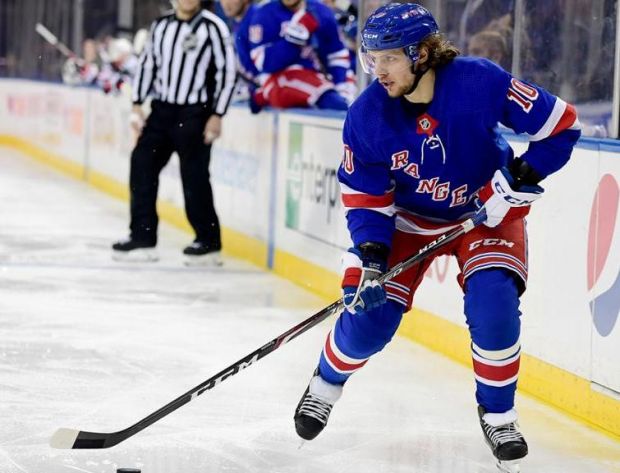 Панарин отдал четыре голевые передачи в матче НХЛ