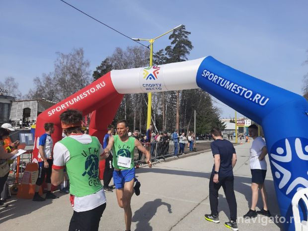 Команда СУНЦ НГУ выиграла легкоатлетическую эстафету 28 раз