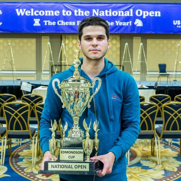 Уроженец Бердска выиграл открытый чемпионат США по шахматам