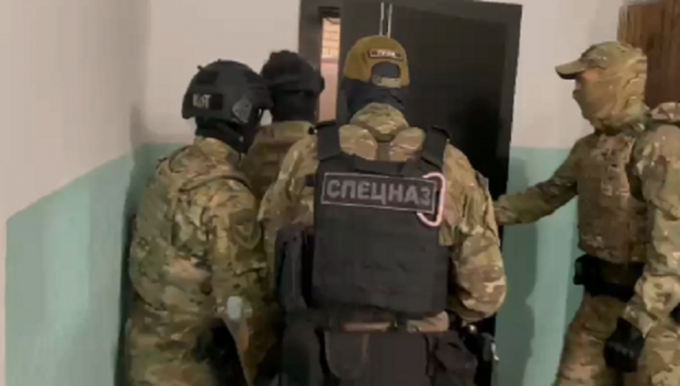 В Новосибирске спецназ накрыл бордель (видео)