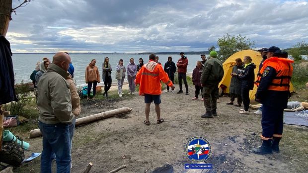 На акватории Советского района прошли учения по спасению людей из воды