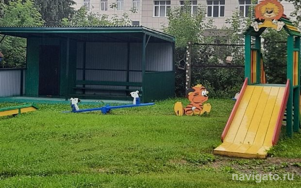Девочка разбилась на самокате в детском саду
