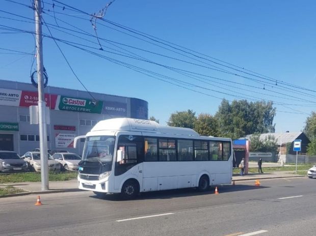 Женщина упала в 88-м автобусе и получила травмы