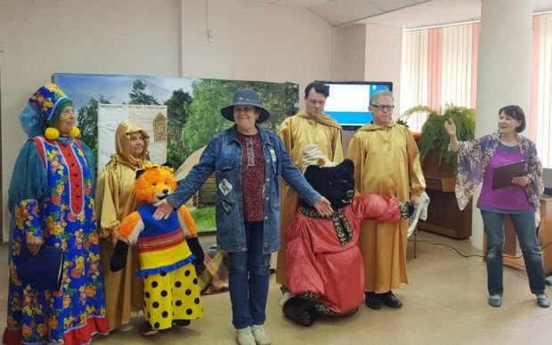 Конкурс «Осень золотая» провели садоводы-любители в библиотеке