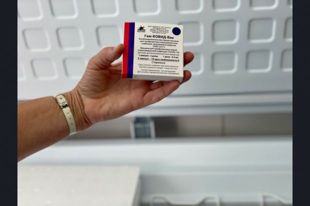 Меньше 10% беременных в Новосибирске поставили прививки против COVID-19